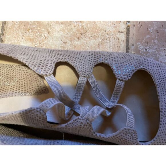 COPY - Earthies Leather Shoes (SZ 11) - Picture 3 of 5